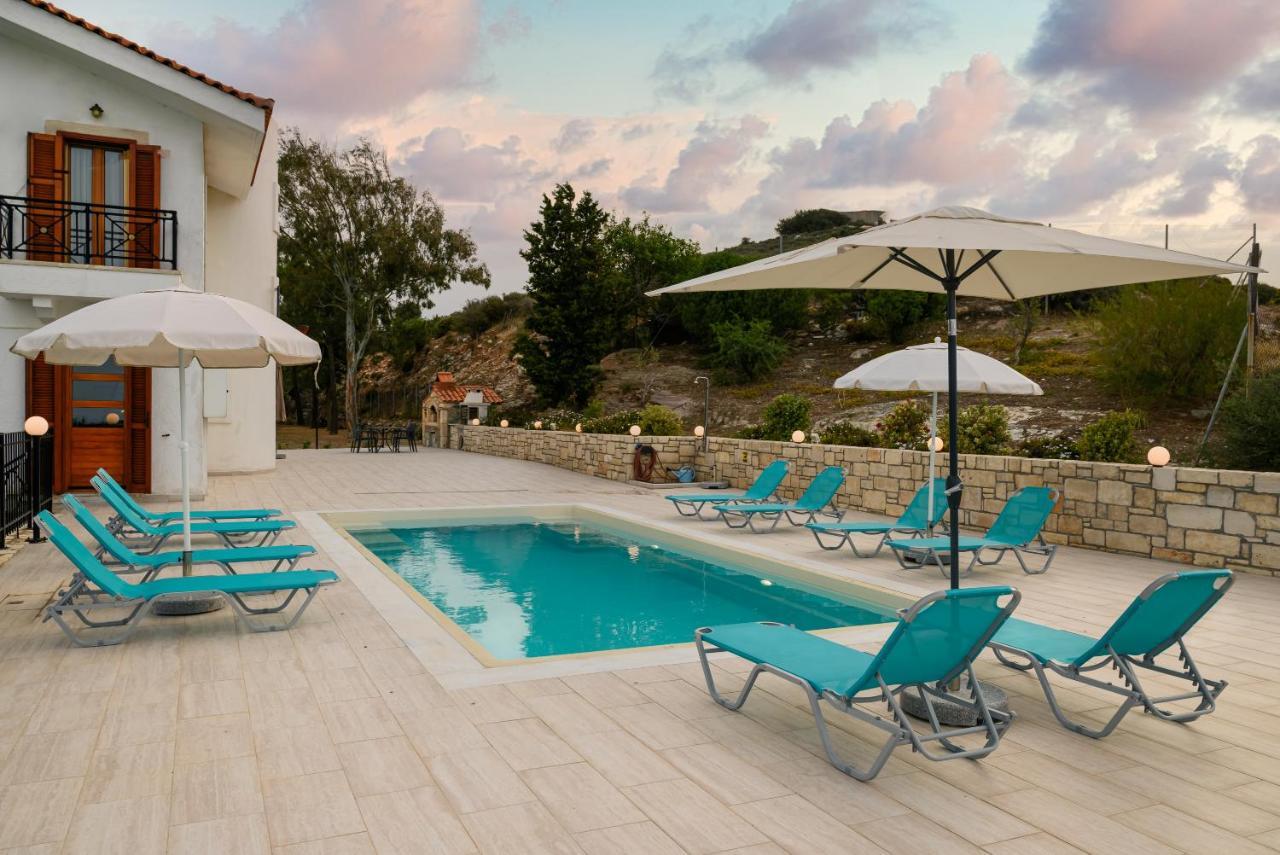 Villa Aura Pine Agia Pelagia  Exterior photo